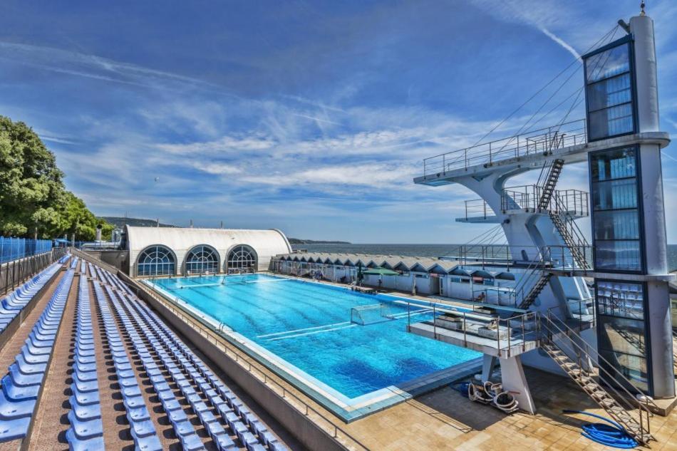 Апартаменты Sea Garden Варна Экстерьер фото